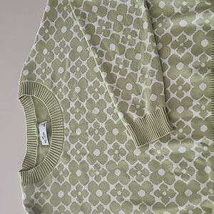 Hollister Green Floral Cropped Crew Sweater